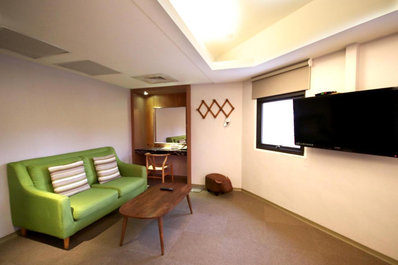 Meci Hotel Хуалиен Сити Екстериор снимка